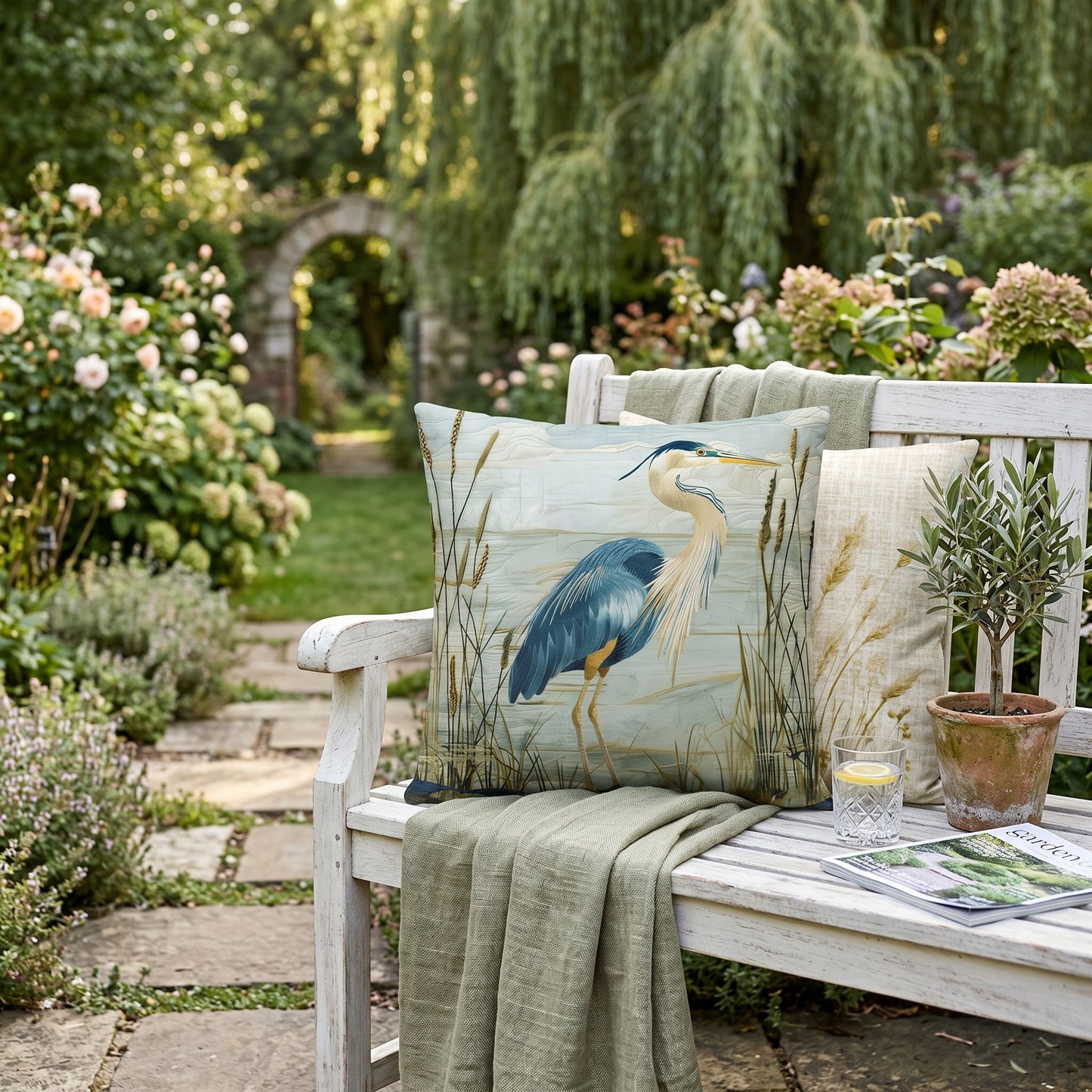 Outdoor Coastal Blue Heron Pillow – Reversible Premium Throw Cushion for Patio, Porch & Lake House